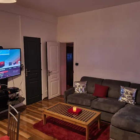 Appartement chaleureux à 35mn de Paris Corbeil-Essonnes Esterno foto